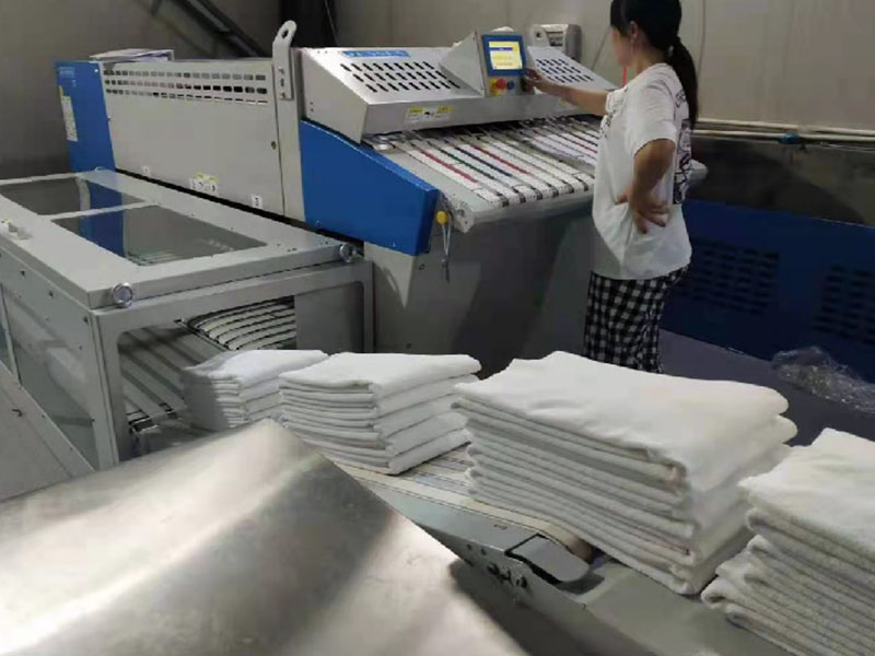 黑河巾类折叠机-02